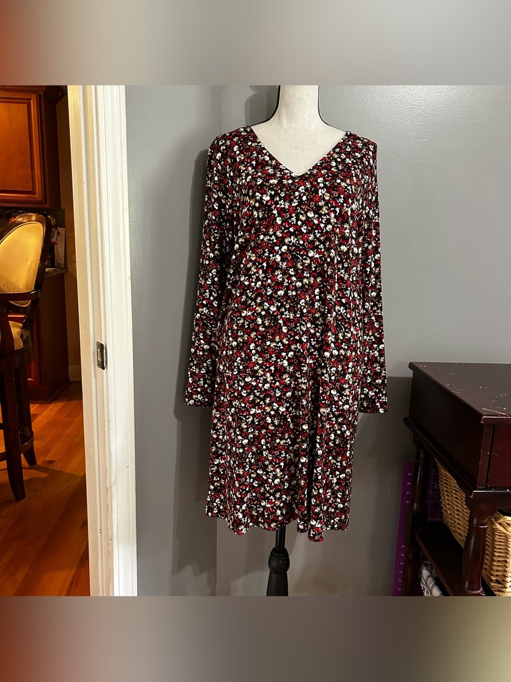 J Jill Wearever Women's Rayon Floral Dress Multicolor Medium Petite Long Sleeves